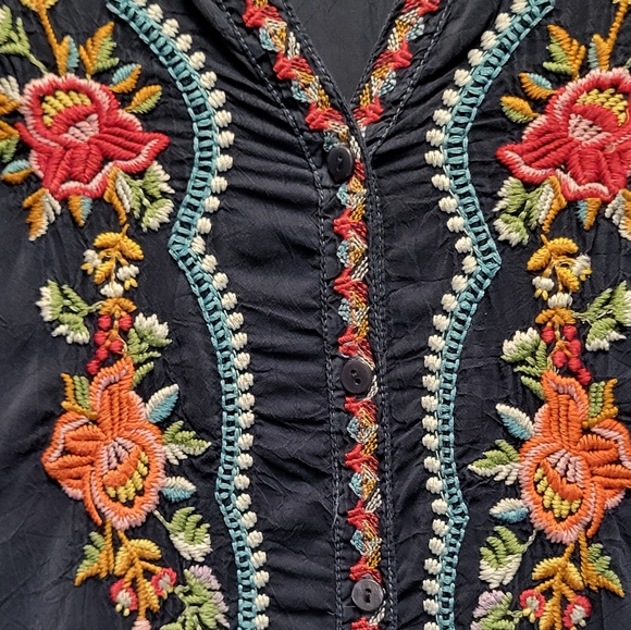 Johnny Was Navy Cupra Rayon Embroidered Floral Tunic - Size L - Picture 5 of 7